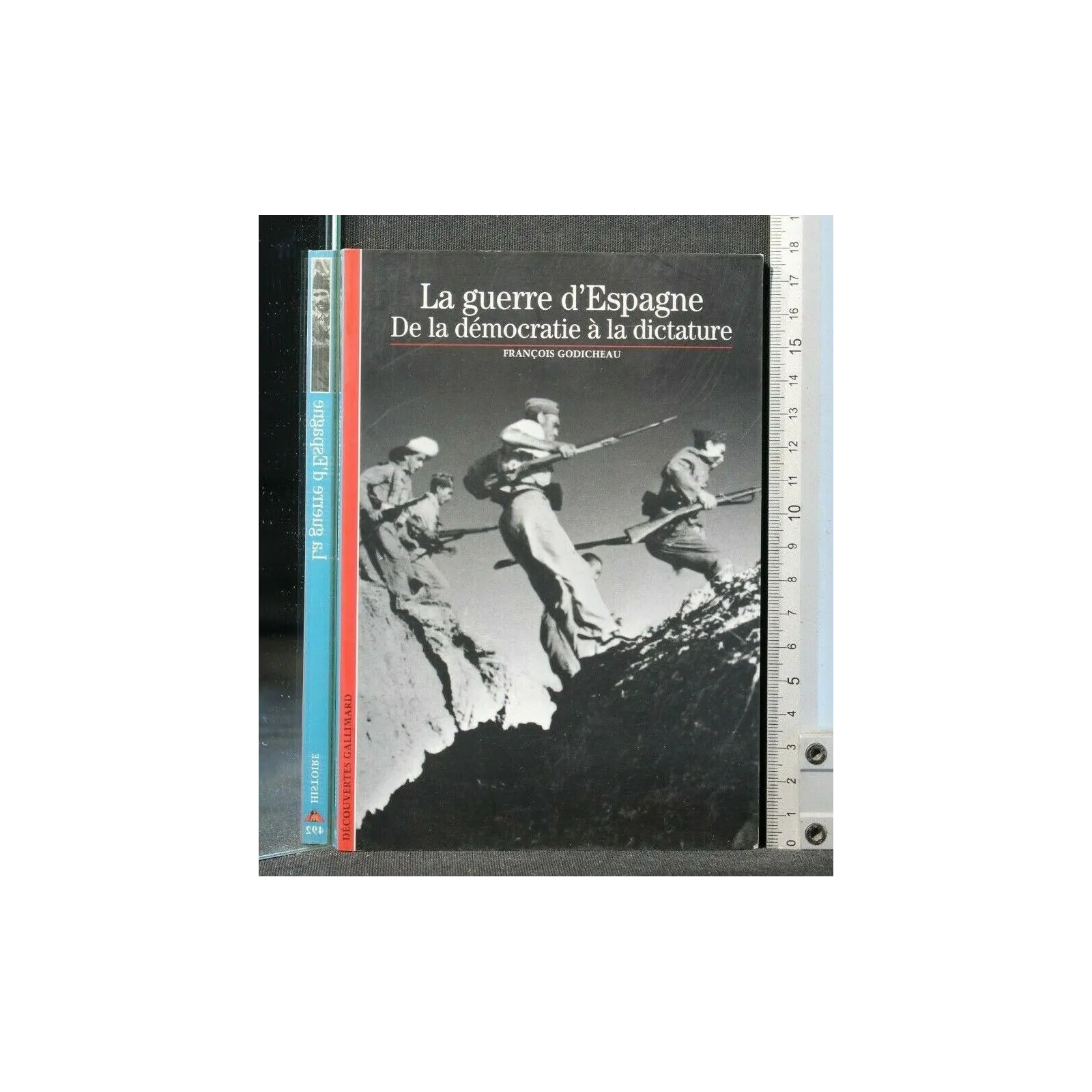 LE GUERRE D'ESPAGNE DE LA DEMOCRATIE A LA DICTATURE