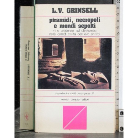 Piramidi, necropoli e mondi sepolti