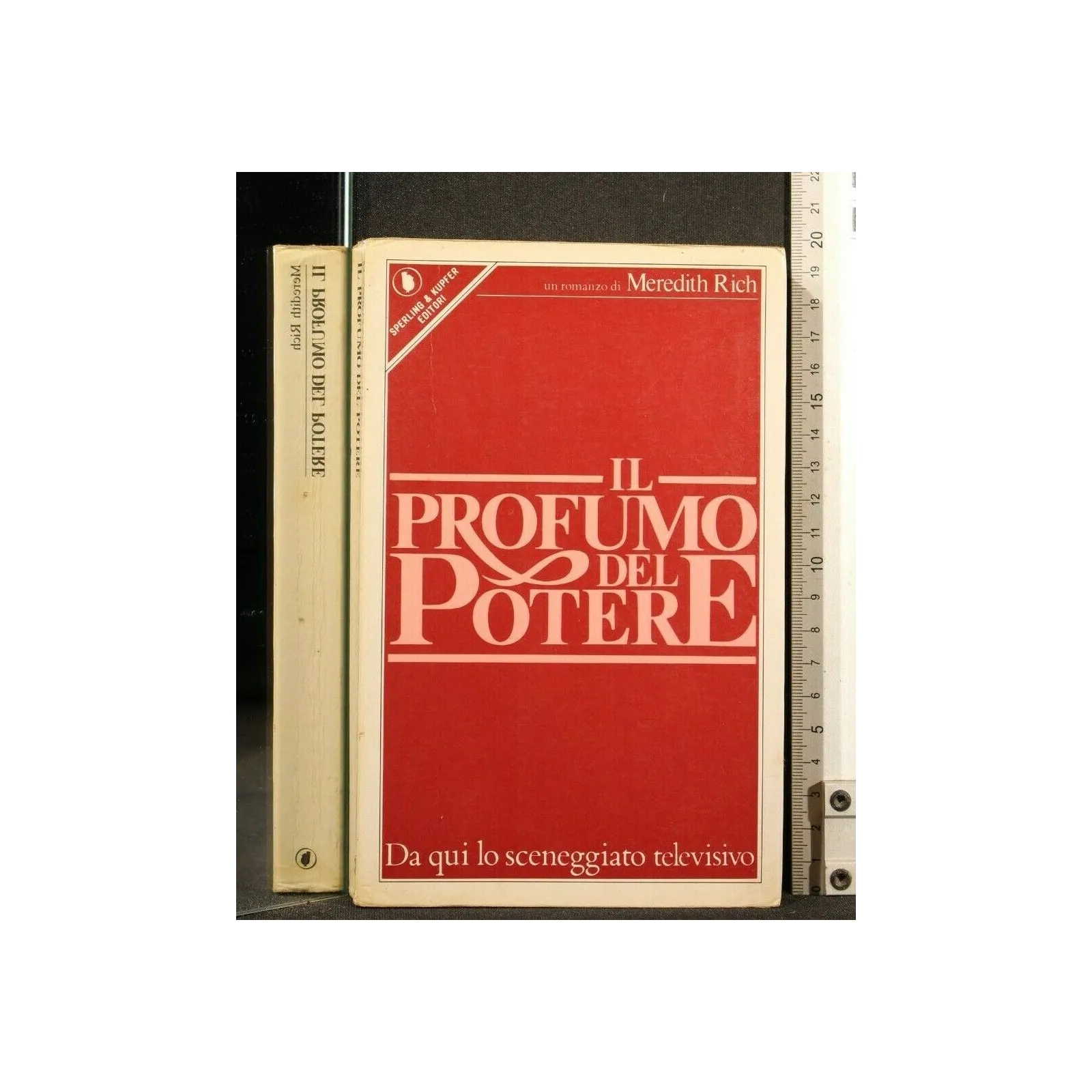 IL PROFUMO DEL POTERE