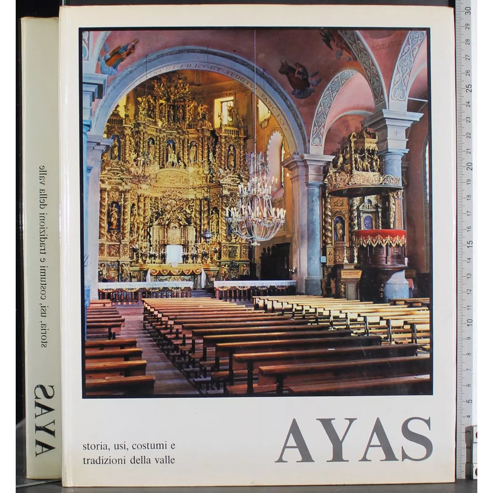 Ayas