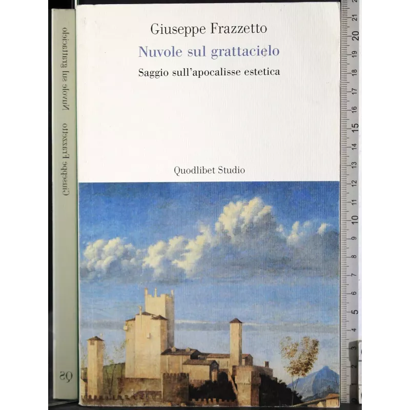 Nuvole sul grattacielo