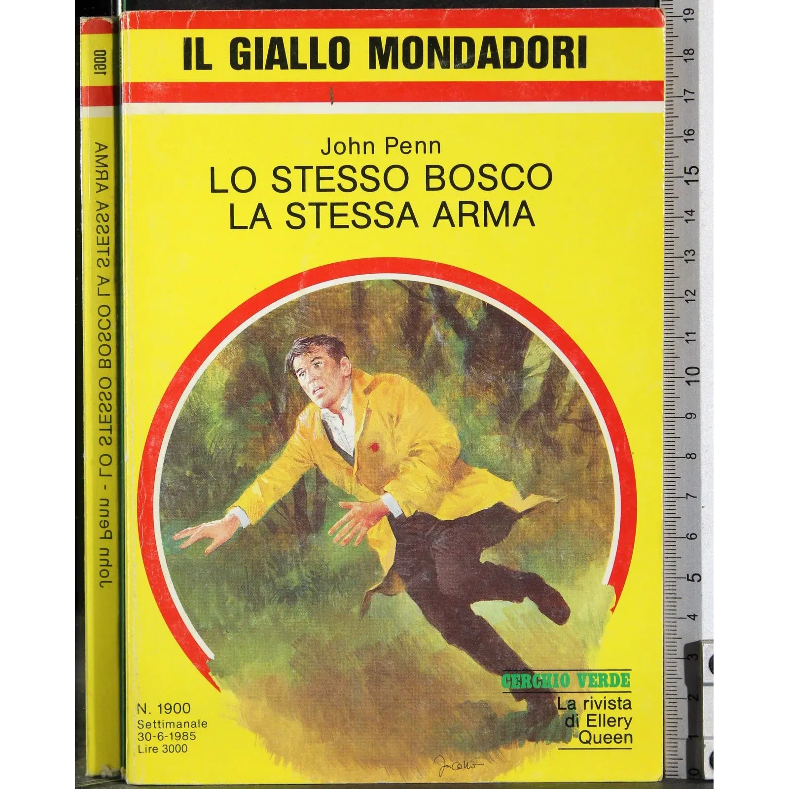 Lo stesso bosco. La stessa arma
