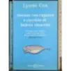 Oceano con ragazza e cucciolo balena smarrito