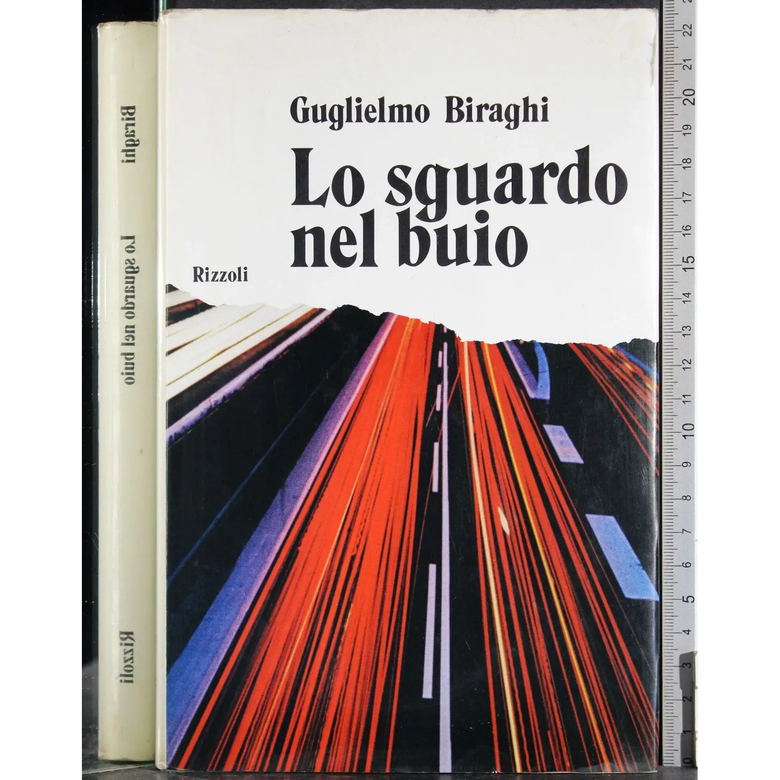 Lo sguardo nel buio