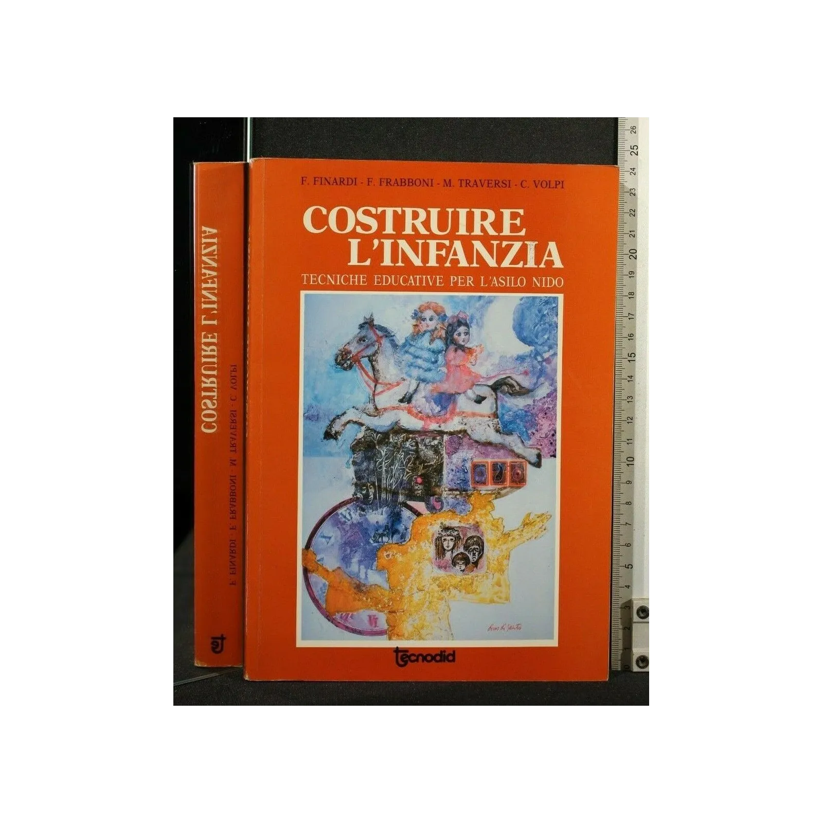 COSTRUIRE L'INFANZIA