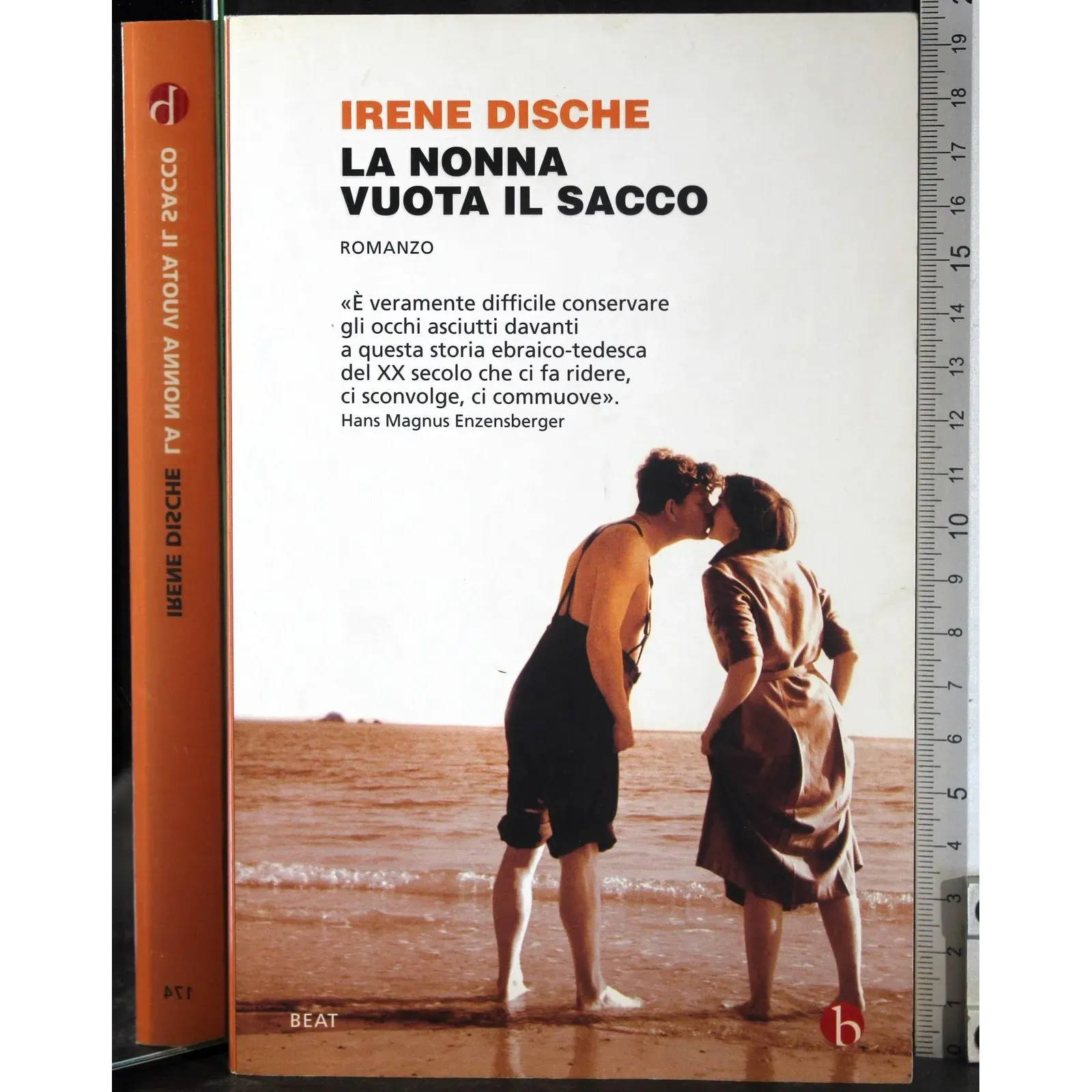 La nonna vuota il sacco