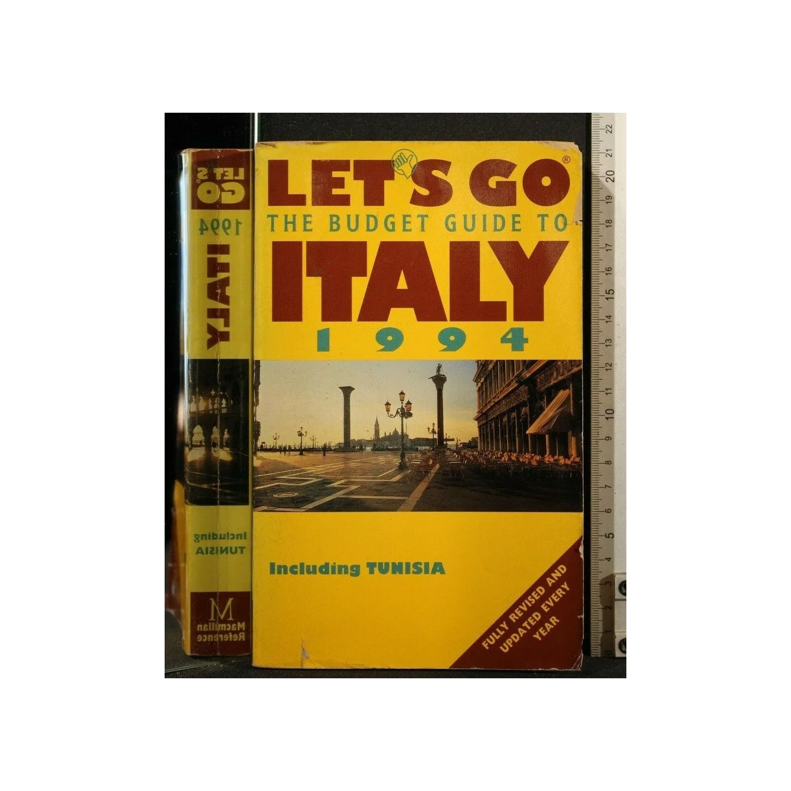 LET'S GO ITALY THE BUDGET GUIDE TO 1994 INCLUDING TUNISIA