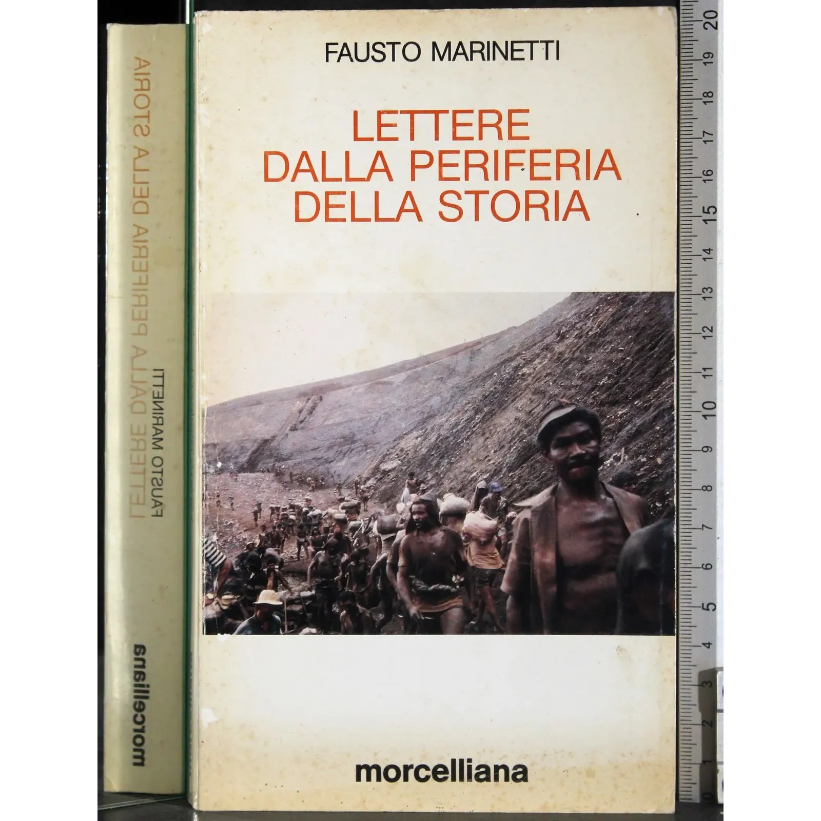 Lettere dalla periferia della storia
