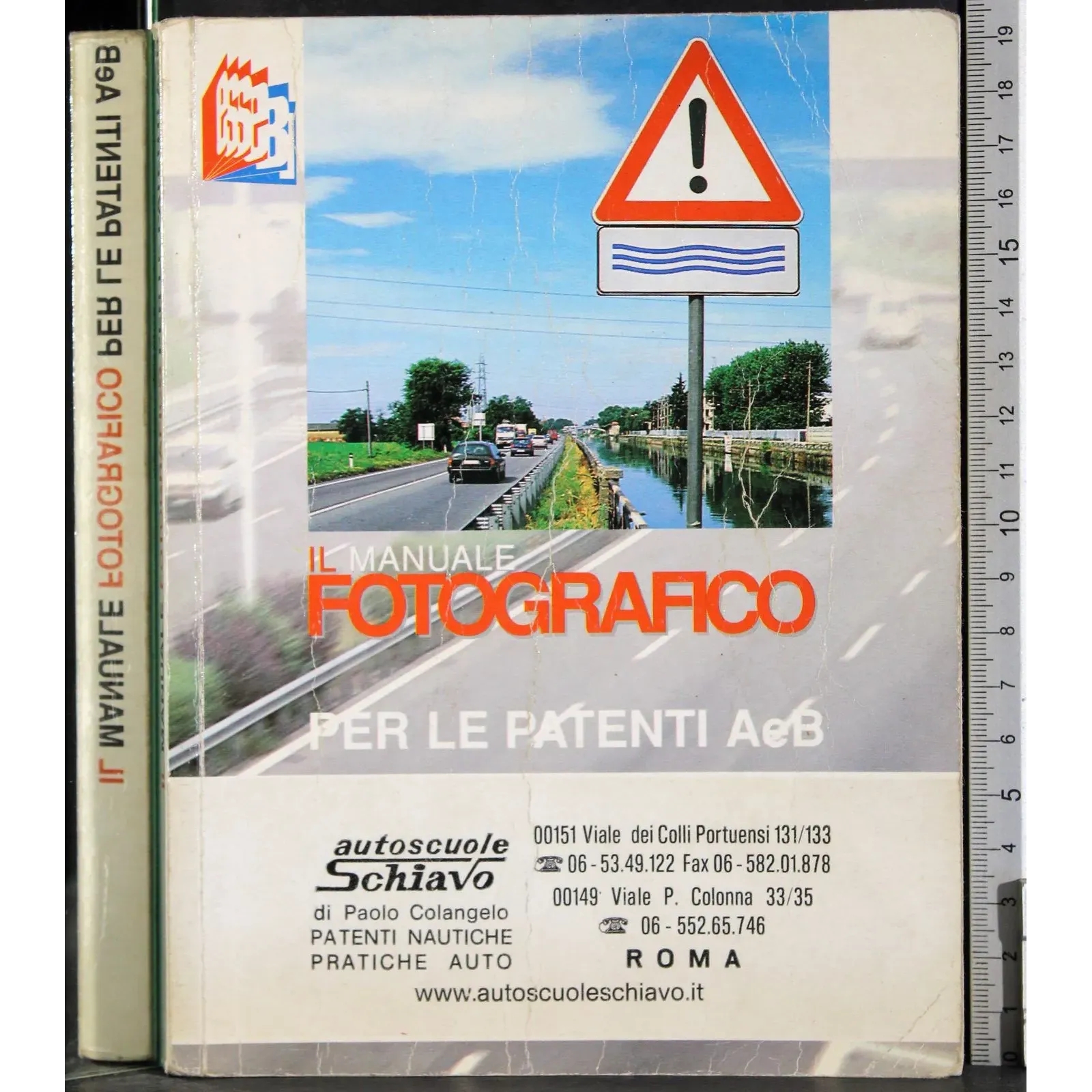 Il manuale fotografico per la patente AeB