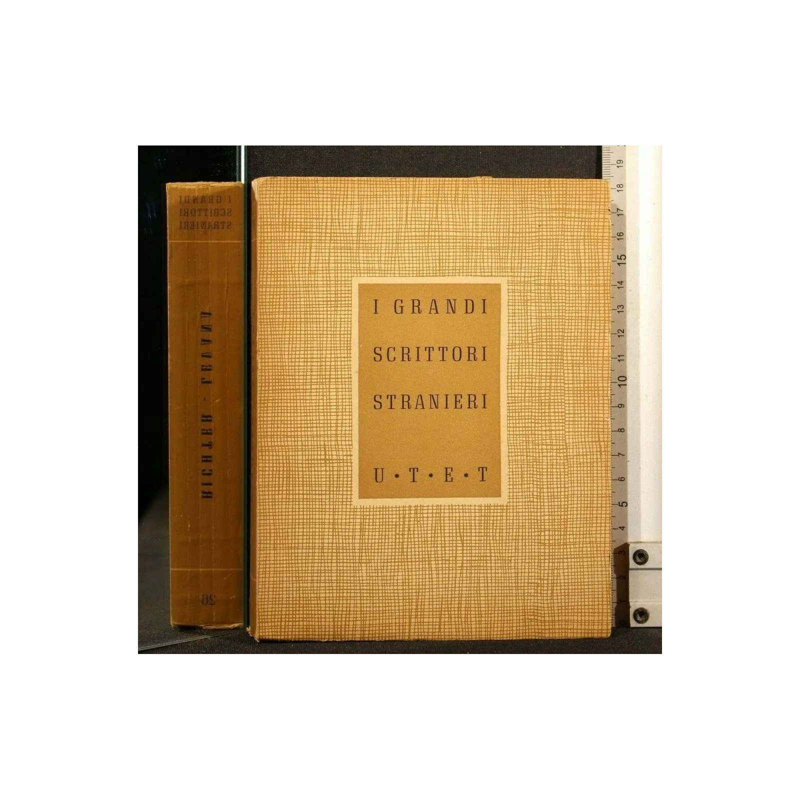 I GRANDI SCRITTORI STRANIERI LEVANA