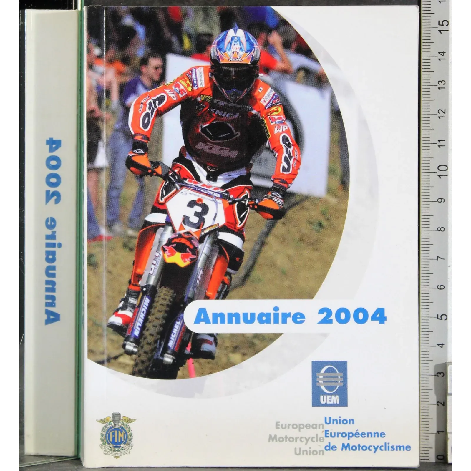 Annuaire 2004