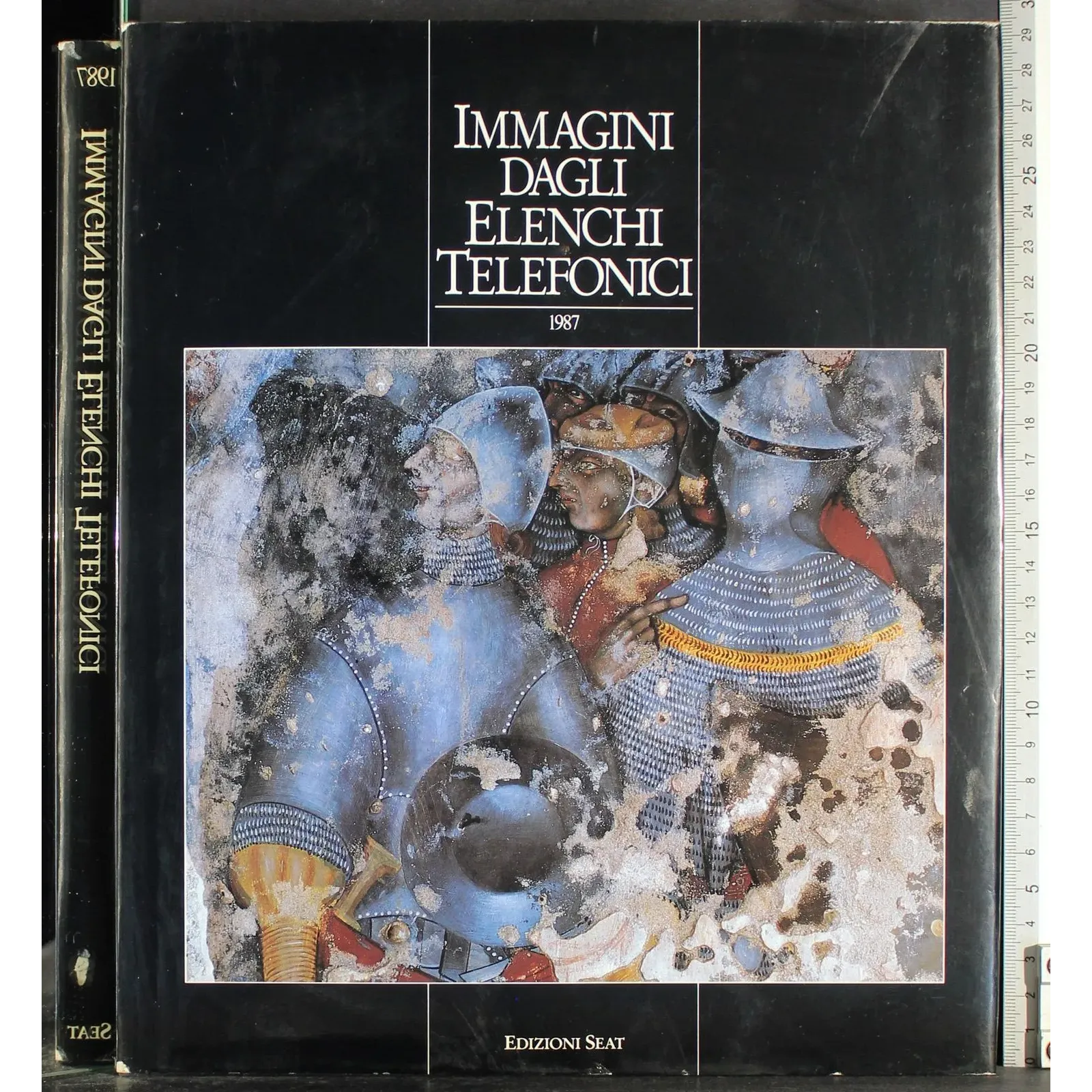 Immagini dagli elenchi telefonici. 1987