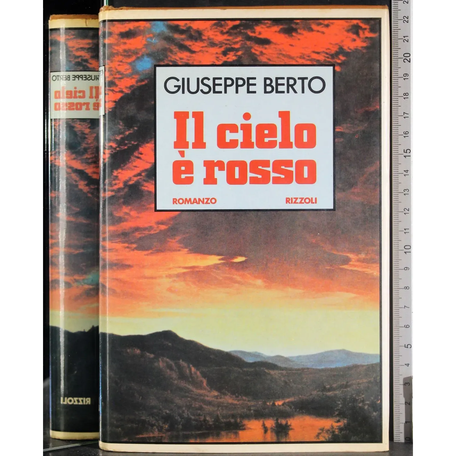 Il cielo è rosso