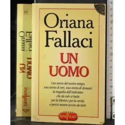 Un uomo