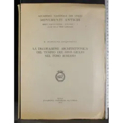 Decorazione architettonica tempio Divo Giulio Foro Romano