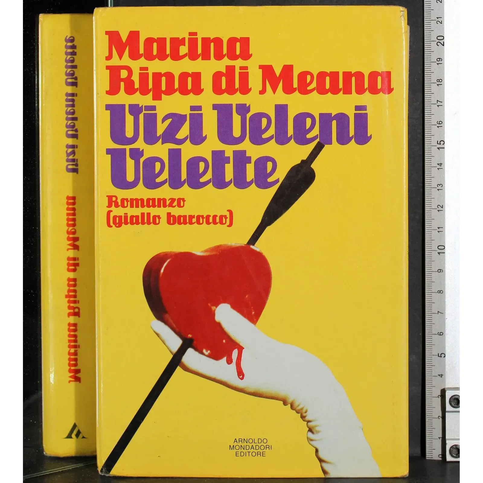 Vizi, veleni, velette