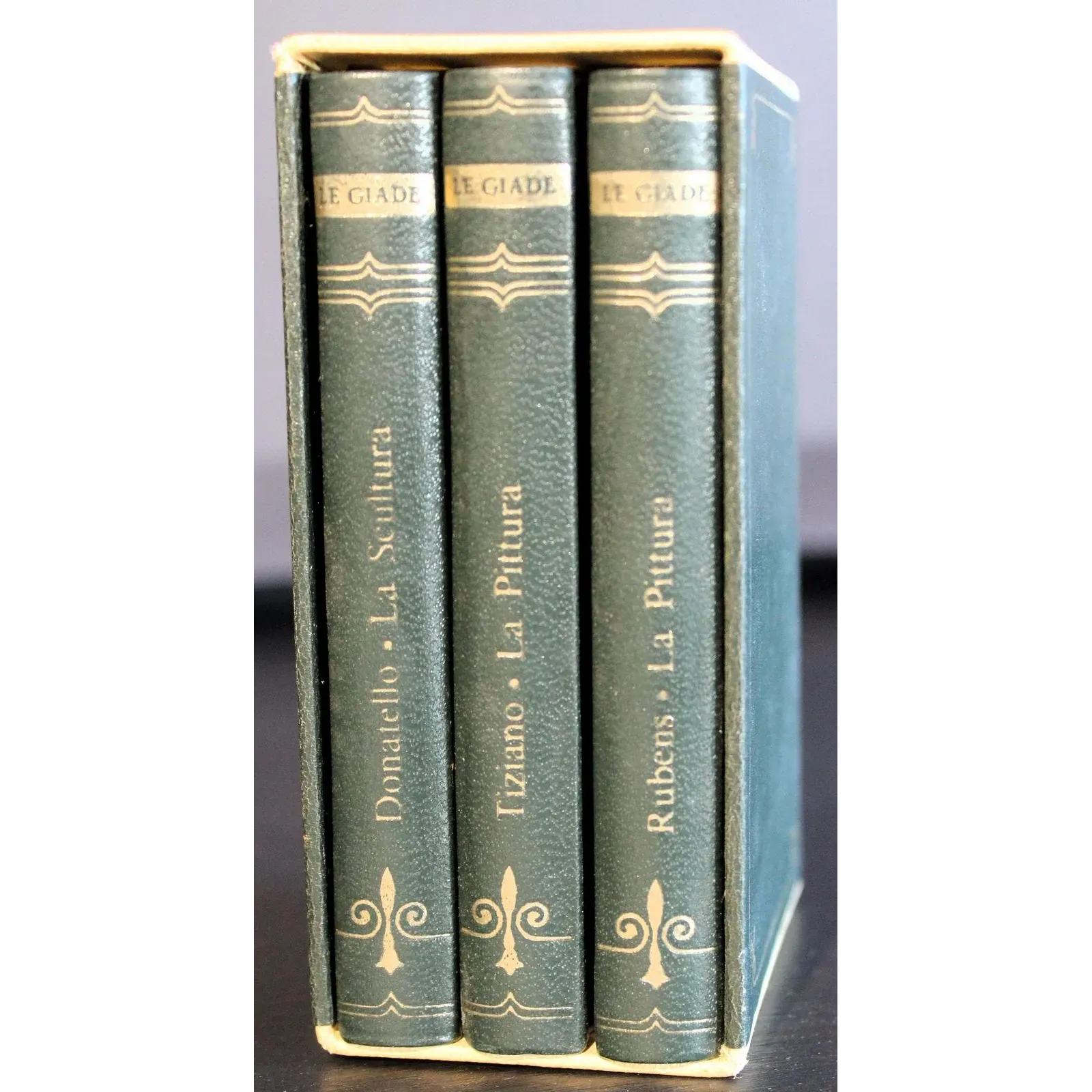Le Giade. 3 Volumi. Donatello. Rubens. Tiziano