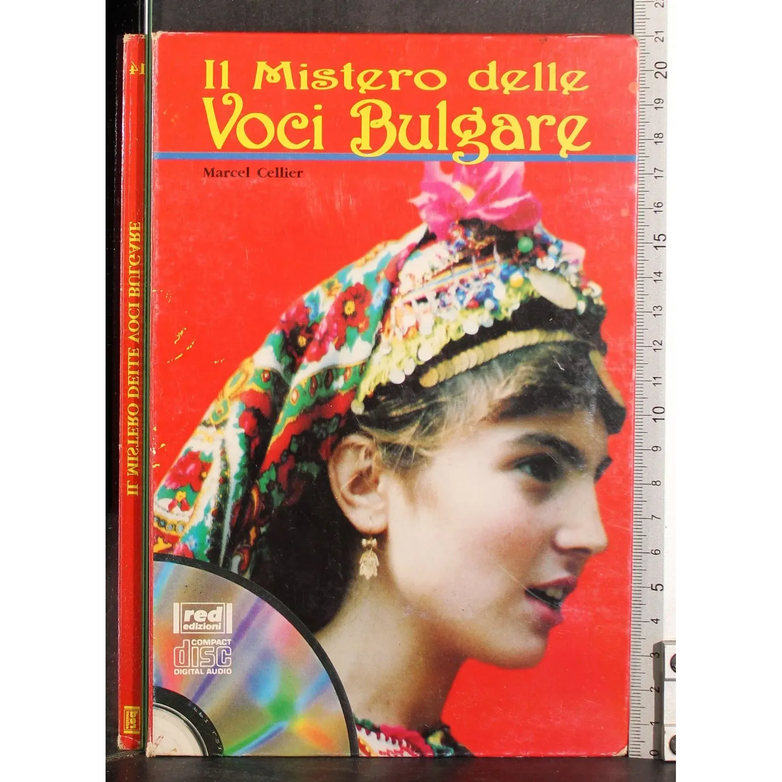 Il mistero delle voci bulgare. Libro e CD