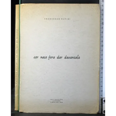 Cor naso fora dar  davanzale