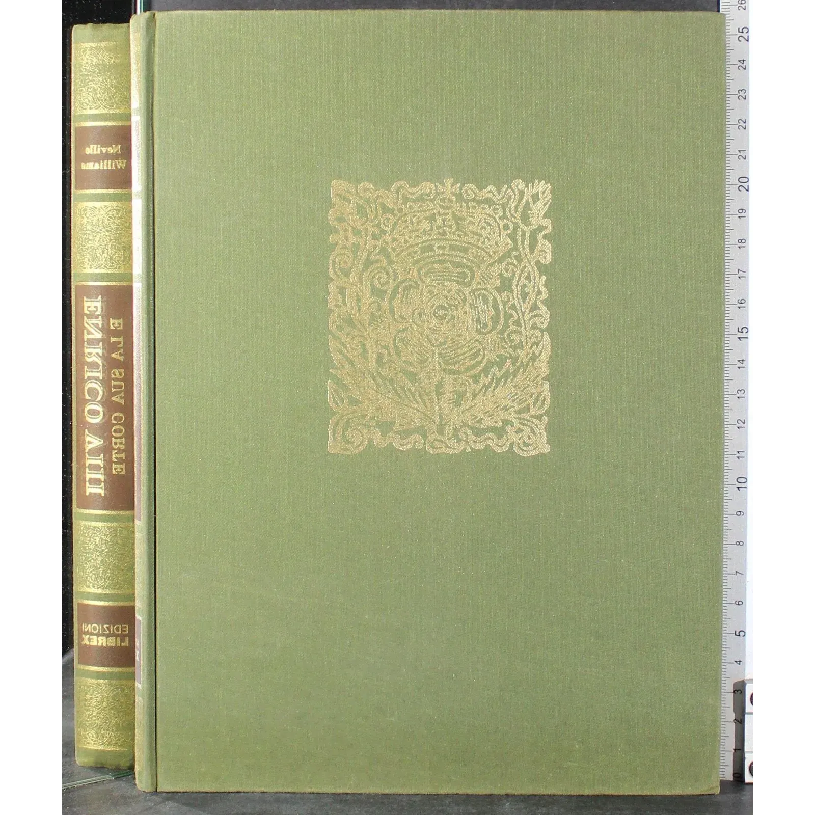 Enrico VIII e la sua corte