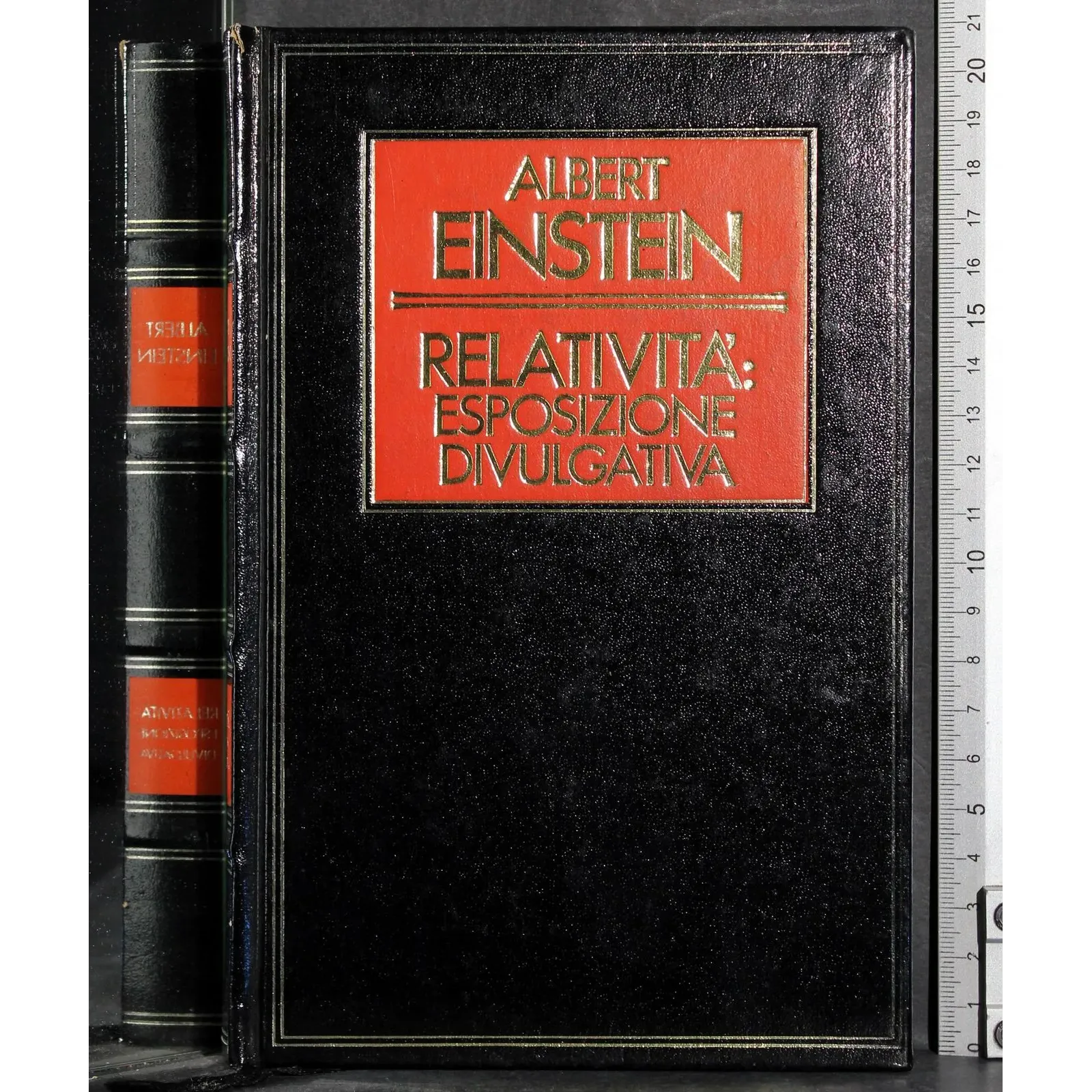 Relatività: esposizione divulgativa