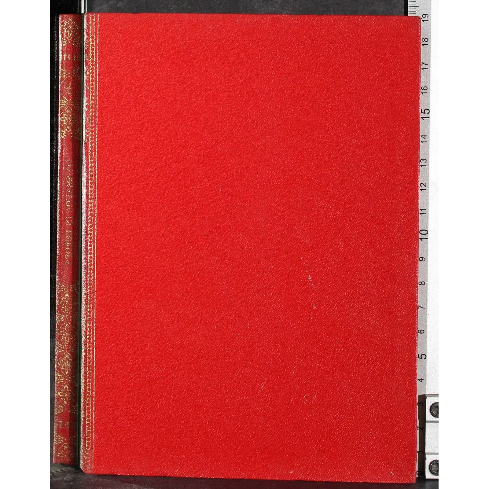 Elite. Lo smalto in Europa