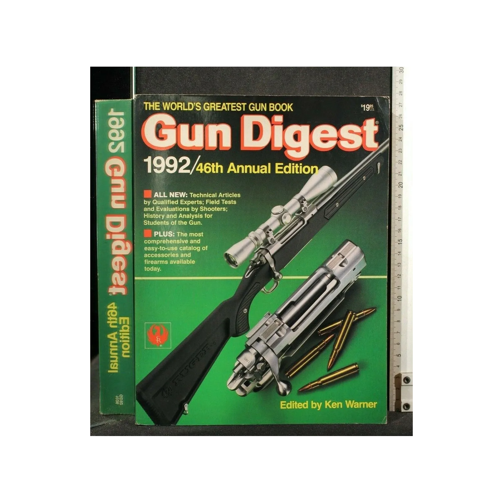 THE WORLD'S GREATEST GUN BOOK 1992