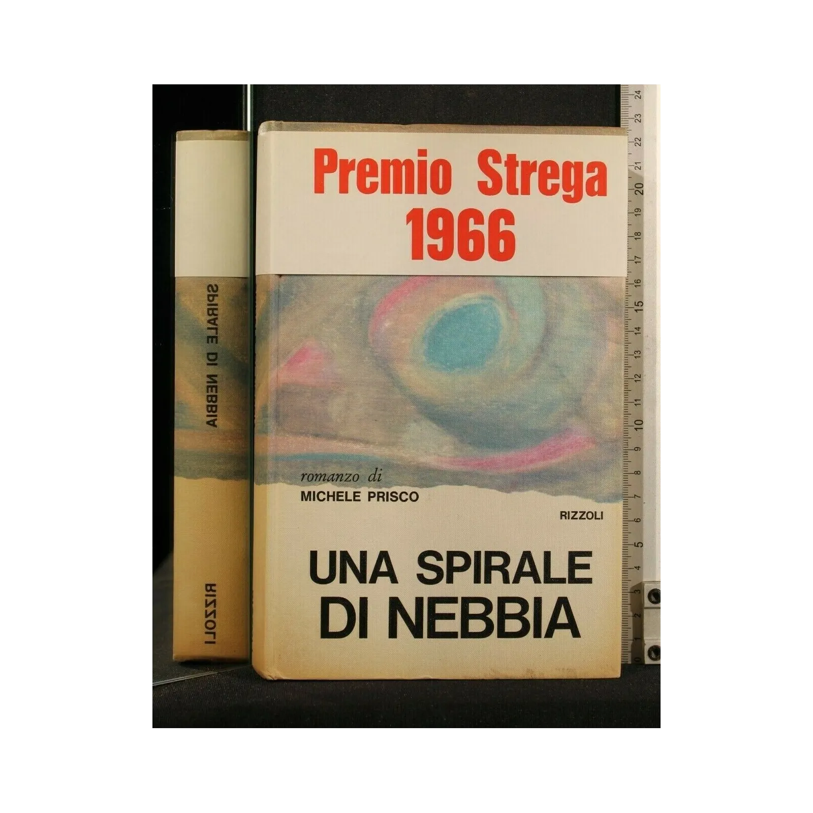 UNA SPIRALE DI NEBBIA