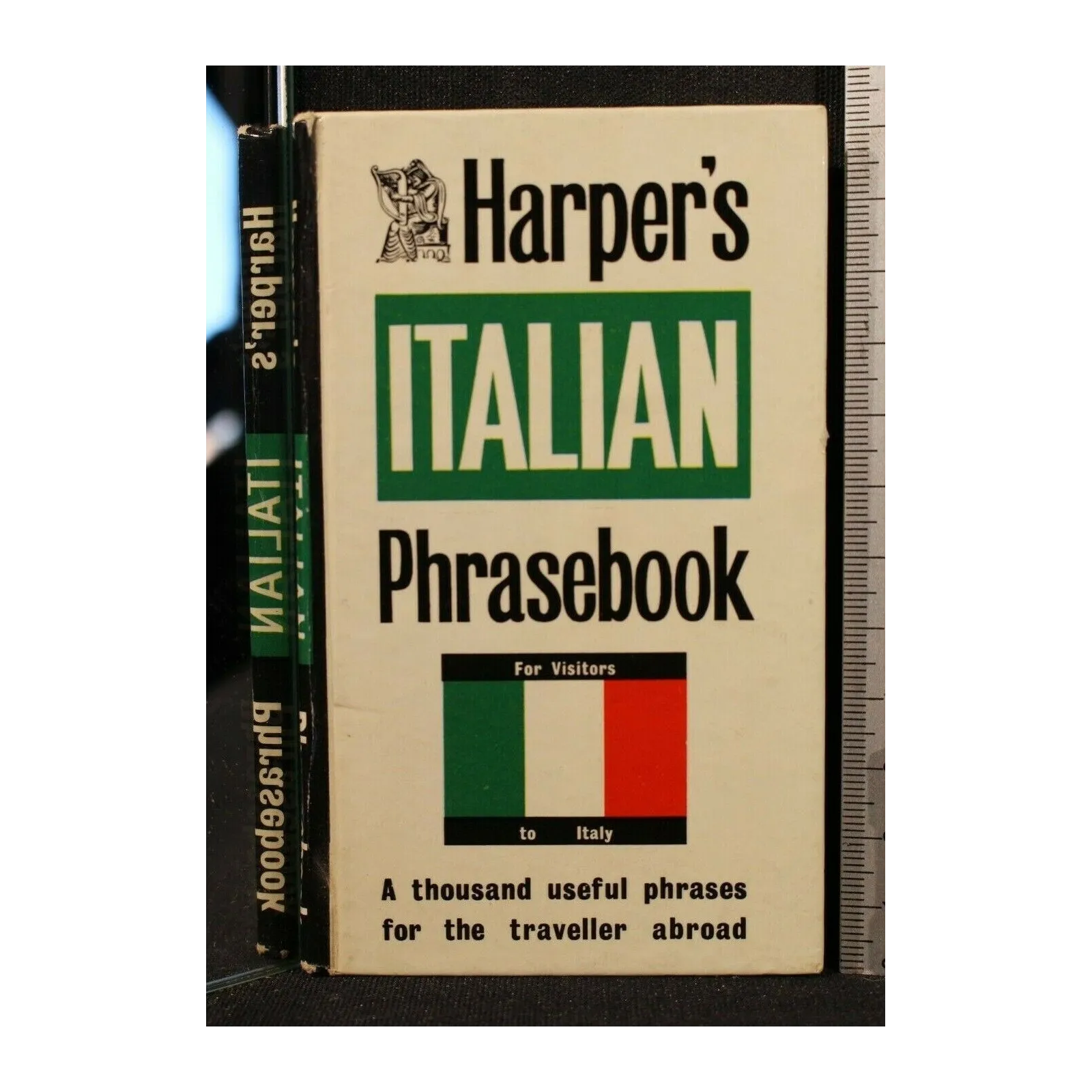 HARPER'S ITALIAN PHRASEBOOK _x000D_