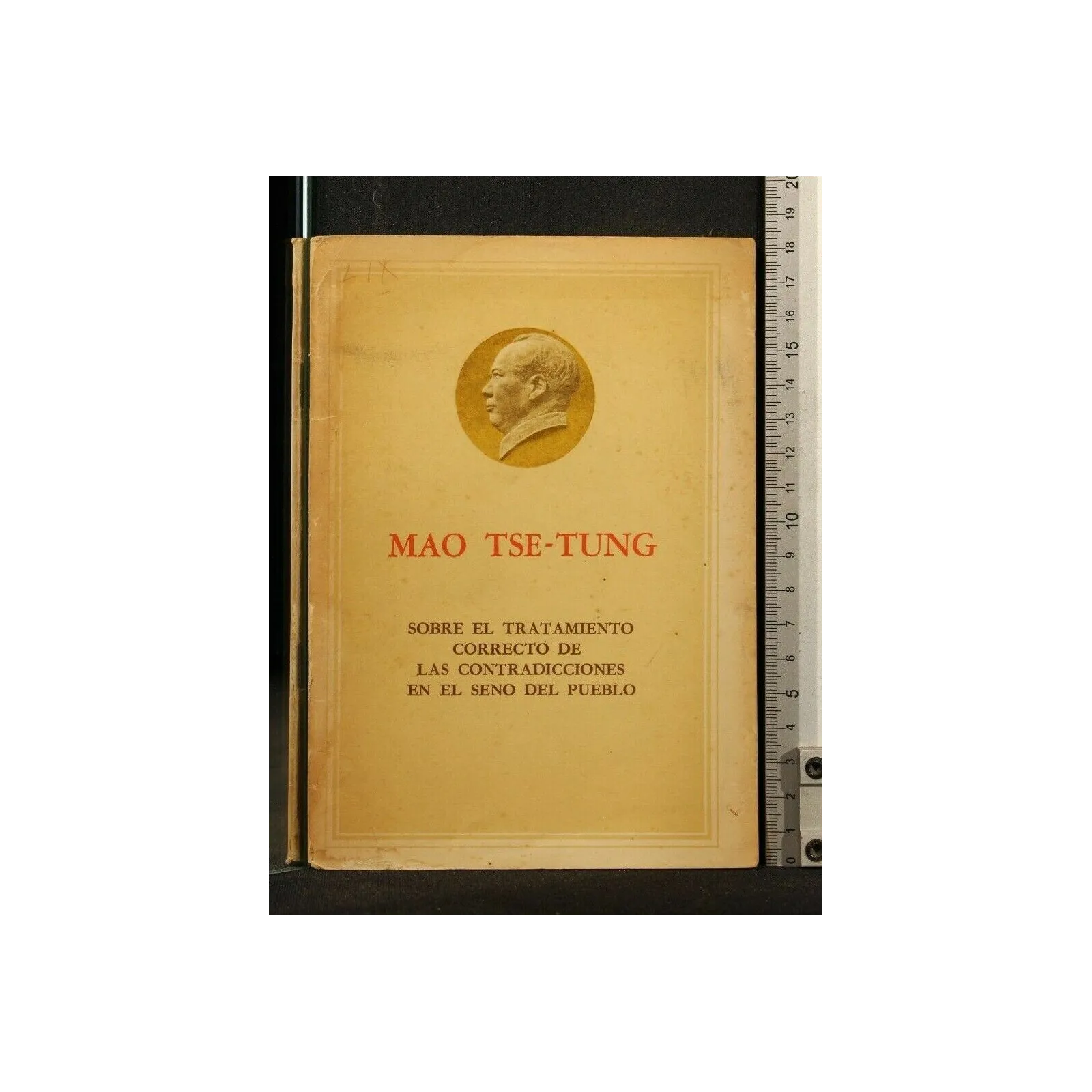 SOBRE EL TRATAMIENTO CORRECTO DE LAS CONTRADICCIONES EN EL SENO DEL PUEBLO _x000D_