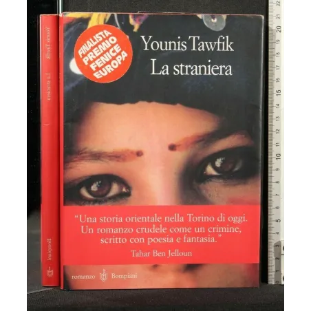 LA STRANIERA