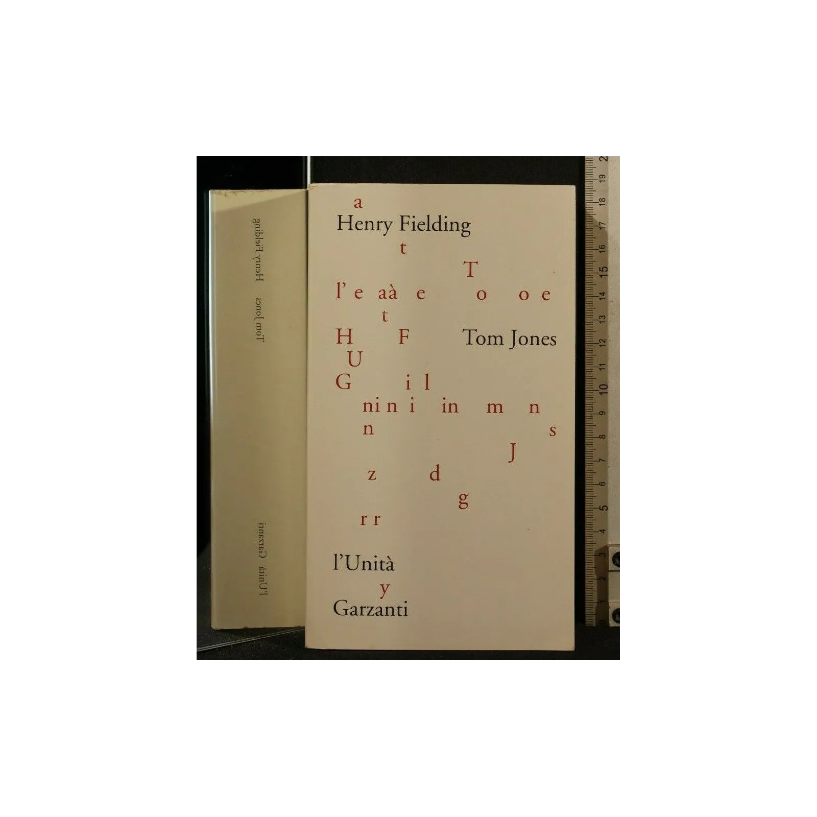 TOM JONES STORIA DI UN TROVATELLO