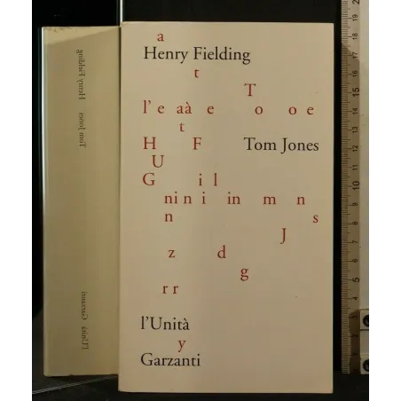 TOM JONES STORIA DI UN TROVATELLO