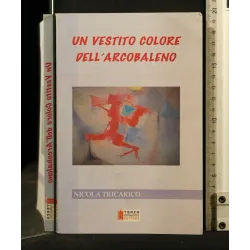UN VESTITO COLORE DELL'ARCOBALENO