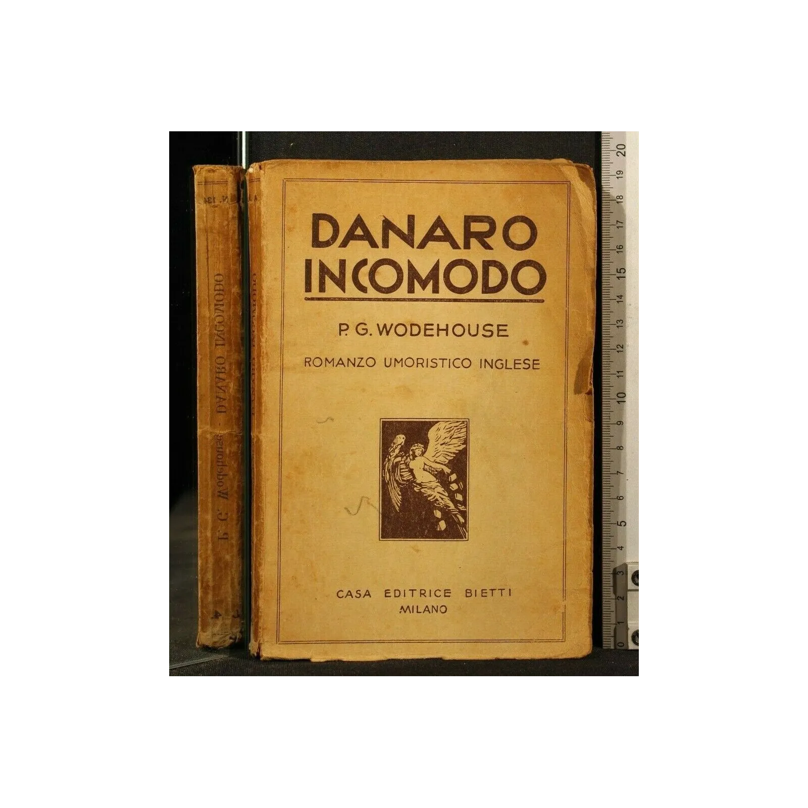 DANARO INCOMODO