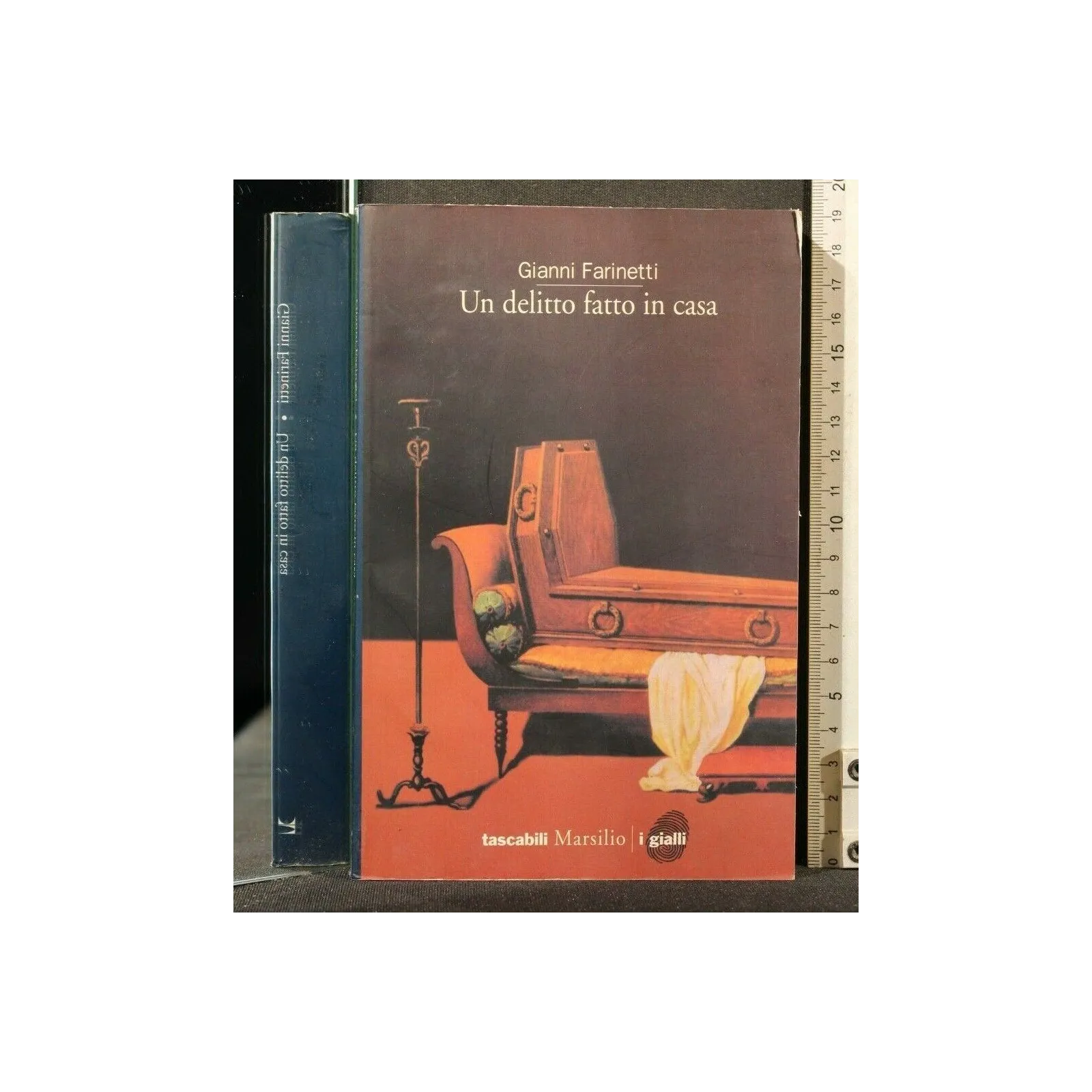 UN DELITTO FATTO IN CASA