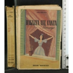 RAGAZZA CHE CANTA