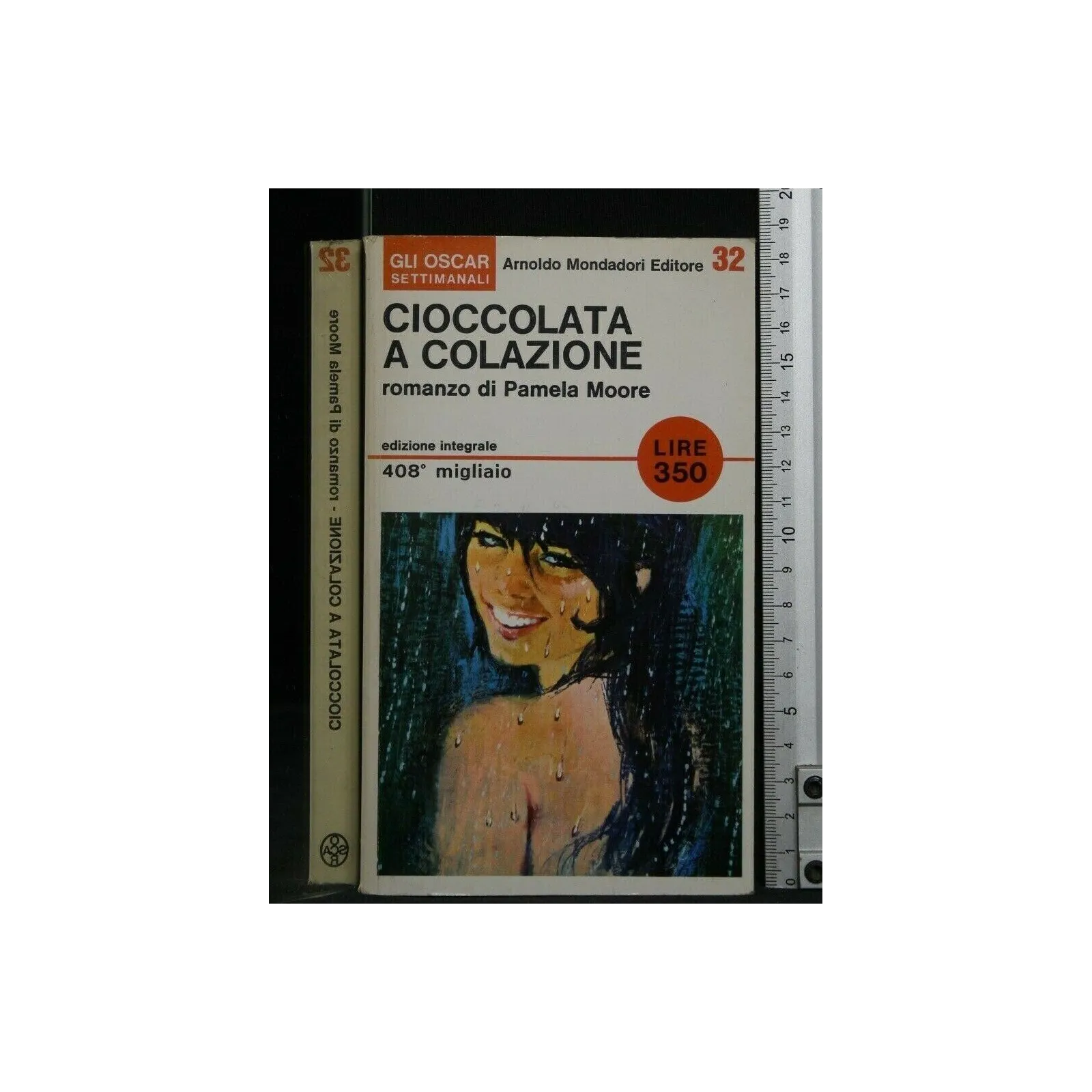 CIOCCOLATA A COLAZIONE. PAMELA MOORE.