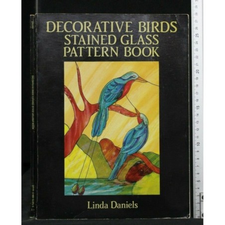 DECORATIVE BIRDS STAINED GLASS PATTERN BOOK