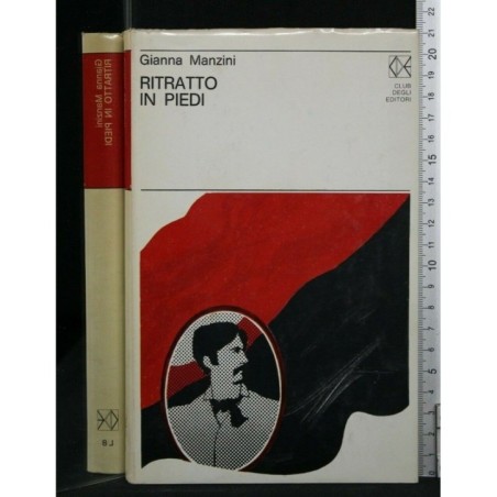 RITRATTO IN PIEDI