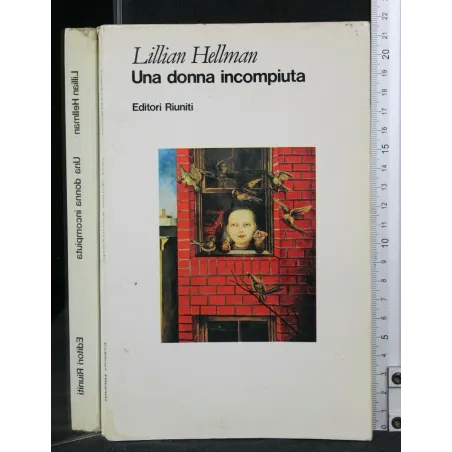 UNA DONNA INCOMPIUTA