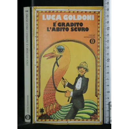 E GRADITO L'ABITO SCURO