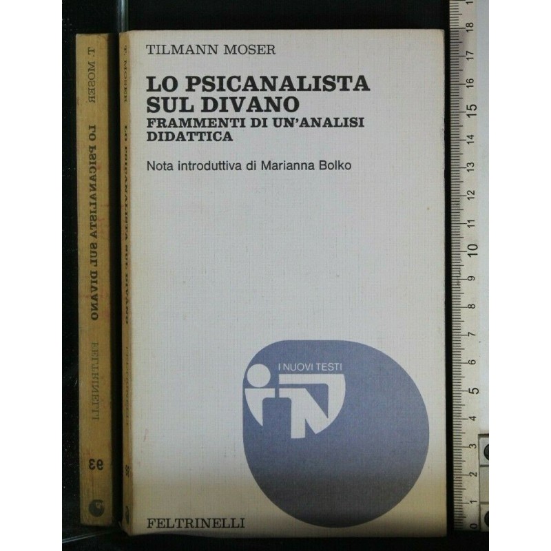 LO PSICANALISTA SUL DIVANO