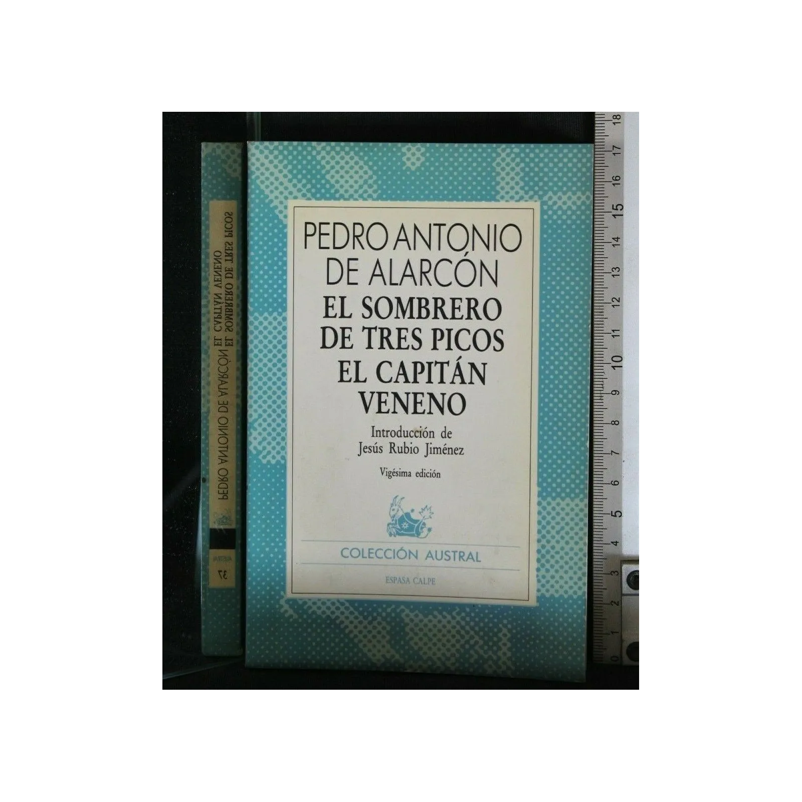 EL SOMBRERO DE TRES PICOS EL CAPITAN VENENO