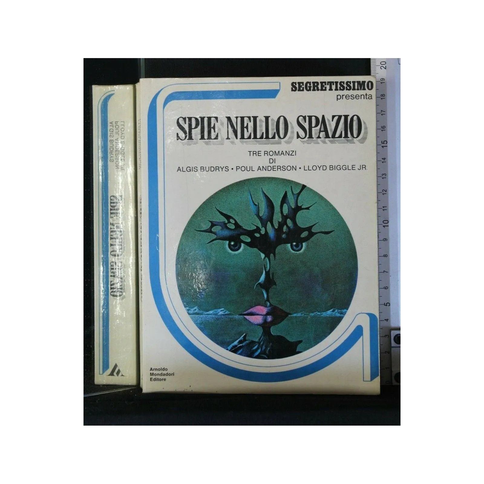 SPIE NELLO SPAZIO 3 ROMANZI