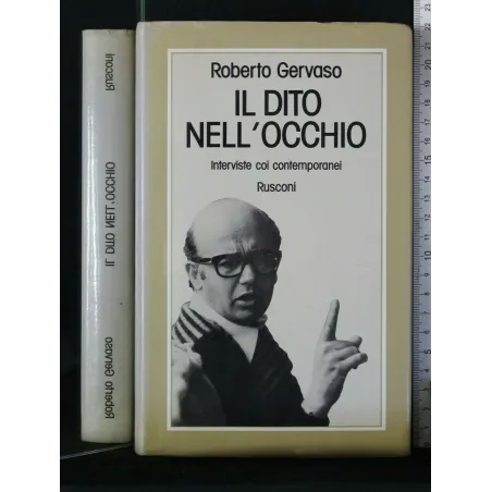 IL DITO NELL'OCCHIO