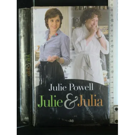 JULIE & JULIA