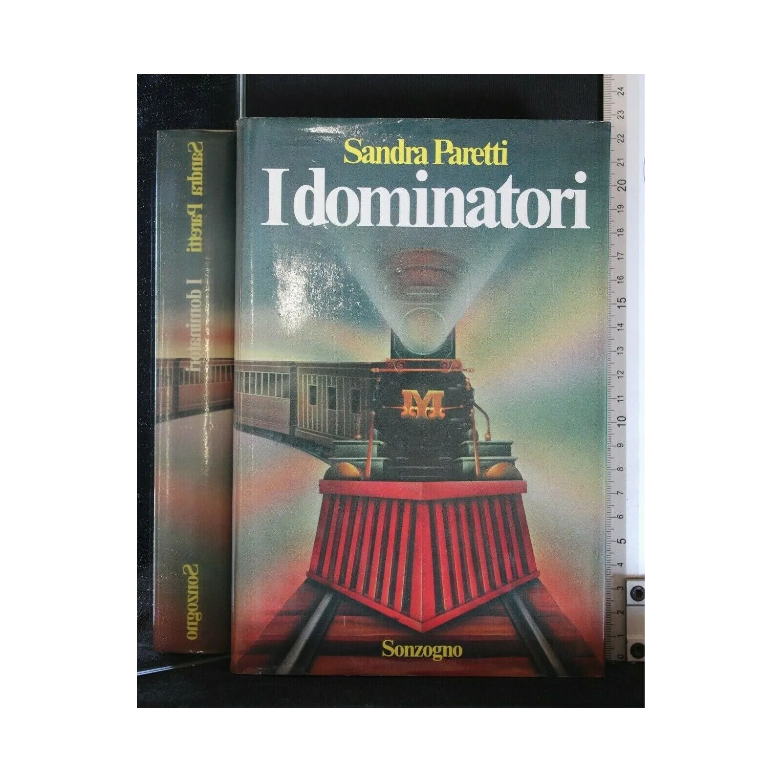 I DOMINATORI. SANDRA PARETTI.