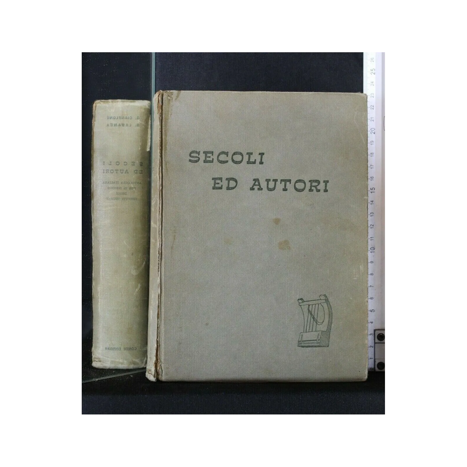 SECOLI ED AUTORI