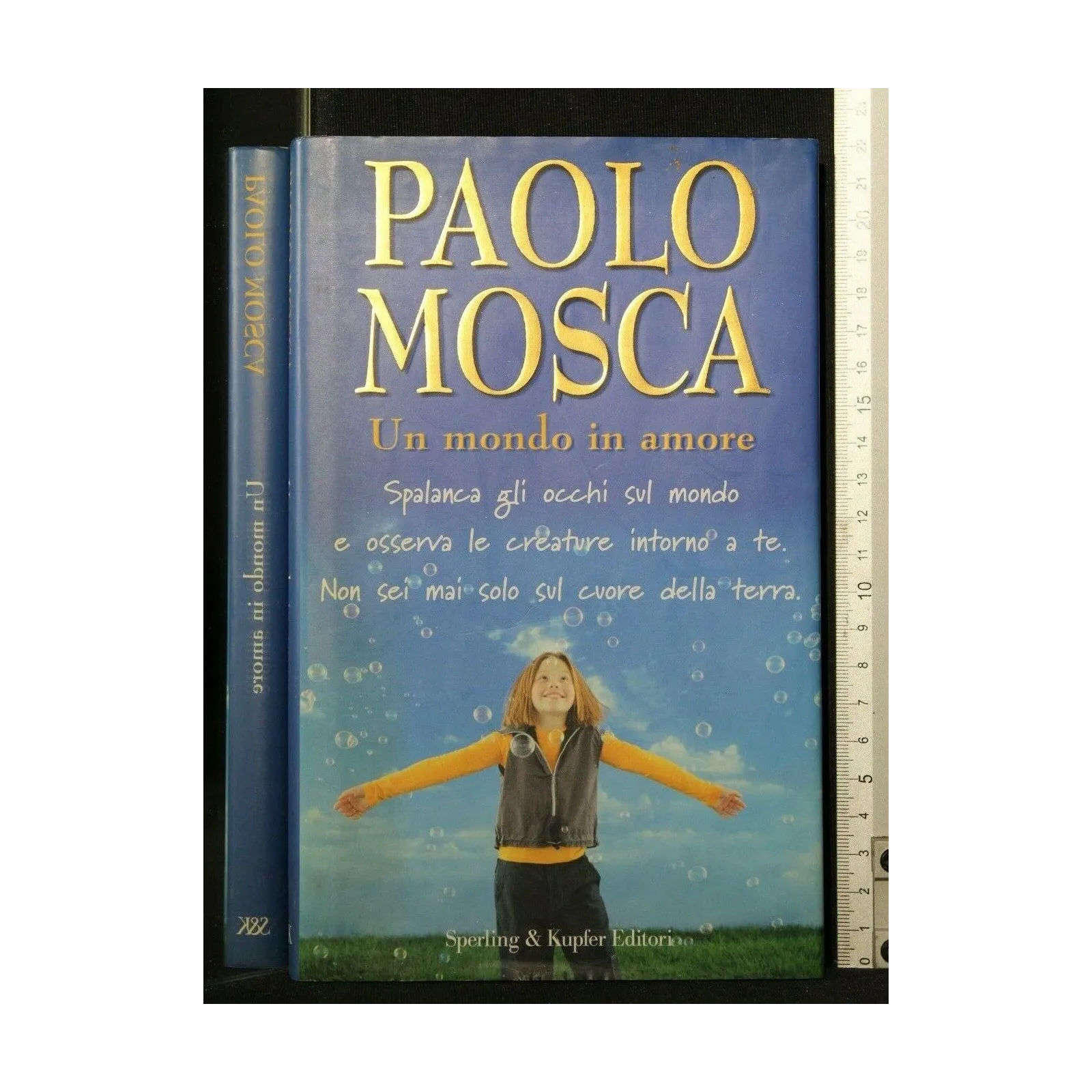 UN MONDO IN AMORE